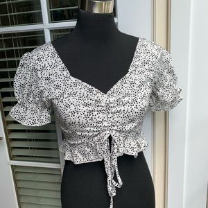 Black and white romantic top